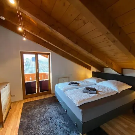 Dachgeschoss Mit Traumbergblick Apartamento Garmisch-Partenkirchen
